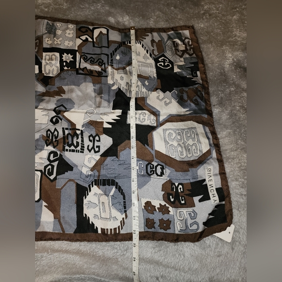 Givenchy Silk Scarf Vintage - Picture 9 of 16